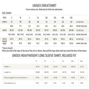 The image is a size chart for a sweatshirt, providing measurements for different sizes and styles.