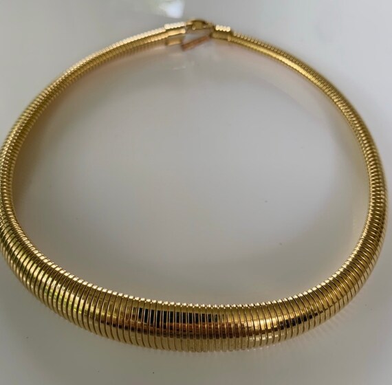 Casual Corner Gold Tone Choker Necklace 