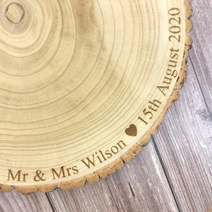 Personalised Log Slice Cake Stand, Wedding, Birthday, Engagement, Anniversary Bild 2