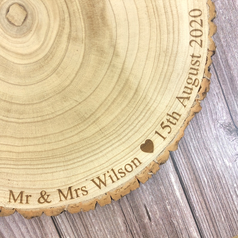 Personalised Log Slice Cake Stand, Wedding, Birthday, Engagement, Anniversary Bild 2