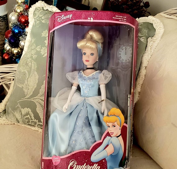 Vintage Cinderella Porcelain KEEPSAKE Doll Brass Key Classic