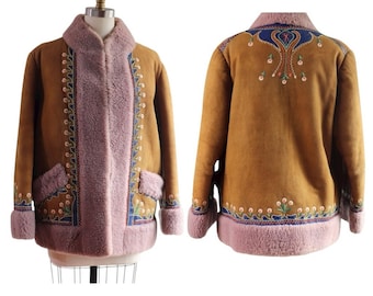 Vintage 1970s Hand-Embroidered Shearling Sheepskin Coat – Made in Poland