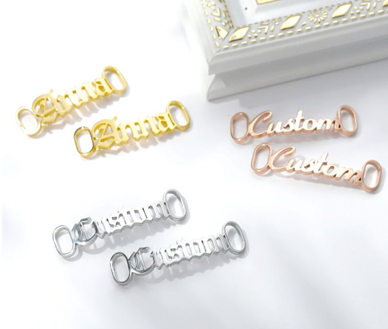 Custom Shoelace Nameplate Trainer Tags Shoelace Charms Personalized Pair Lacelocks Gold Silver Rose Gold Fashion Sneakers Jordans 