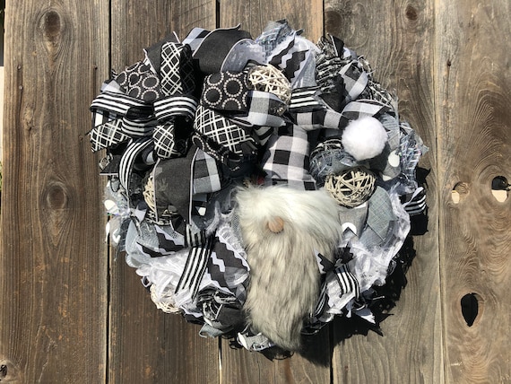 Gnome Christmas Wreath, Gnome Wreath, Black Christmas Wreath, Black Plaid Wreath, Black Plaid Christmas Wreath, Holiday Wreath, Black White