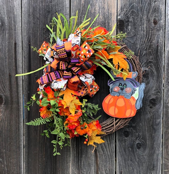 Fall Halloween Grapevine Wreath, Fall Kitty Pumpkin Wreath, Fall Foliage Wreath, Halloween Painted Wreath
