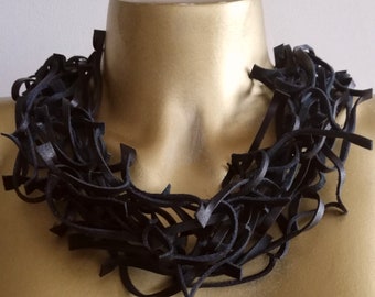 Five Leather Necklace with Ameythst Pendant in Black