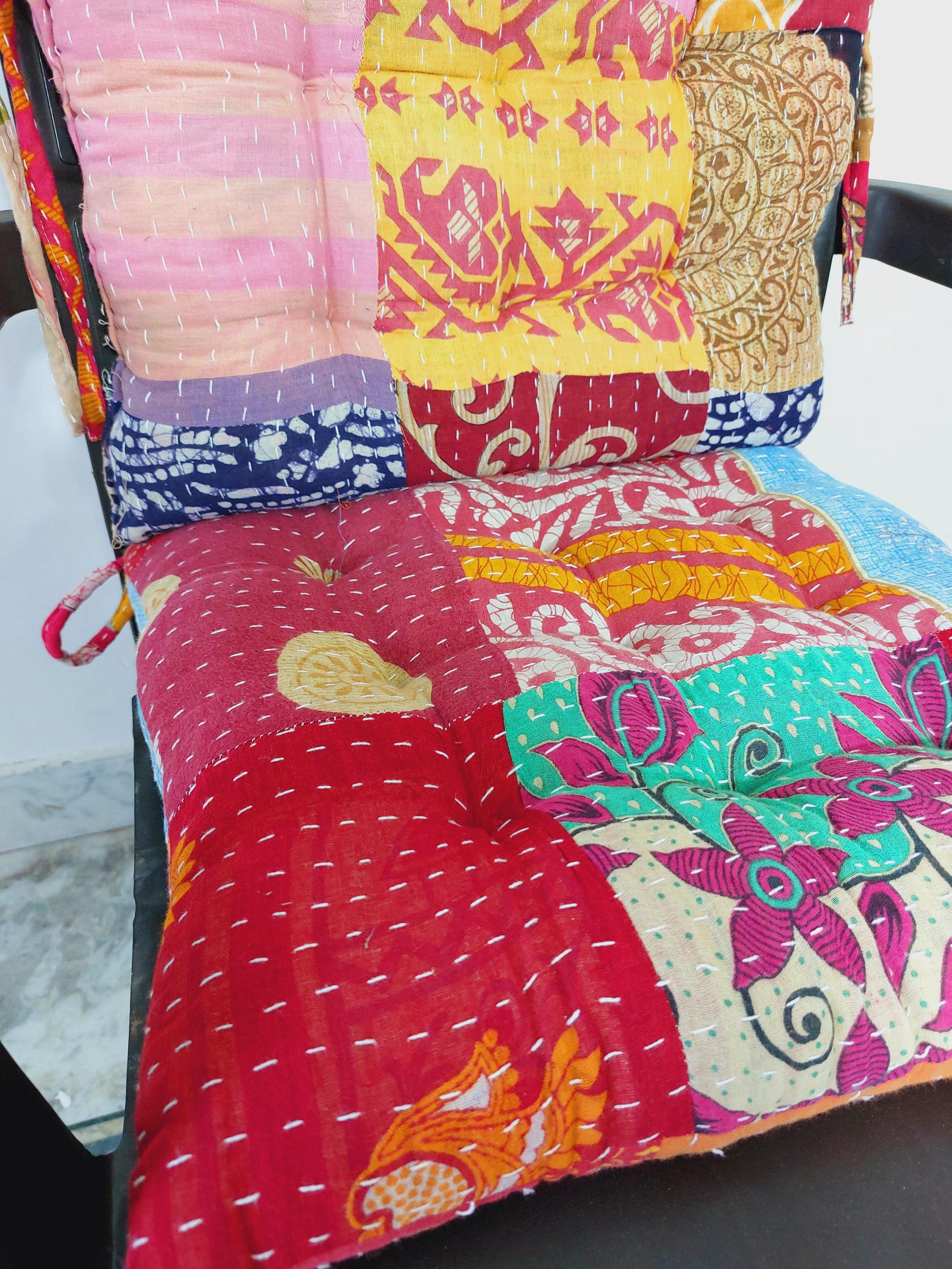 2 Cuscini Per Sedia In Stile Vintage Kantha Fatti A Mano - 15x15 Pollici - Multicolor