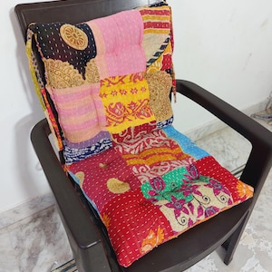 Handmade Kantha Chair Cushion: Vintage Patchwork Seat Pad (15x15 inch)