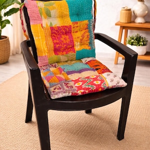 Handmade Kantha Quilted Cotton Chair Pad – Boho Patchwork Seat Cushion with Ties