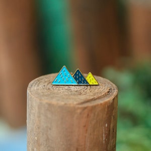 Mountain Enamel Pin 画像 2