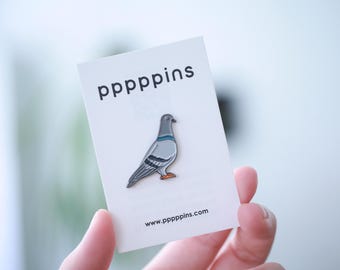 Pin de esmalte de paloma