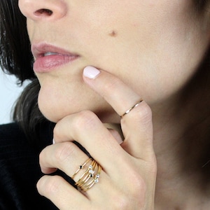Silver or Gold Stacking Simple Hammered Circle Band Ring // Simple Circle Ring // Simple Modern Ring // Minimalist Jewelry //BL-R002