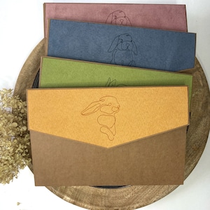 Vegan custom craft kartonnen foto-enveloppen met flap van imitatiesuède en gegraveerd logo-20 enveloppen in de set: lentecollectie Pasen