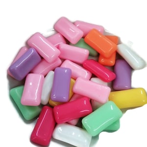 10 cabochões de goma de mascar de resina de fundo plano para decoração de artesanato DIY