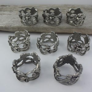 Set of 8 Seagull Pewter Daffodil Napkin Rings, Vintage Nova Scotia Pewter Napkin Holders, 1980s Signed Napkin Ring Set Made in Canada
