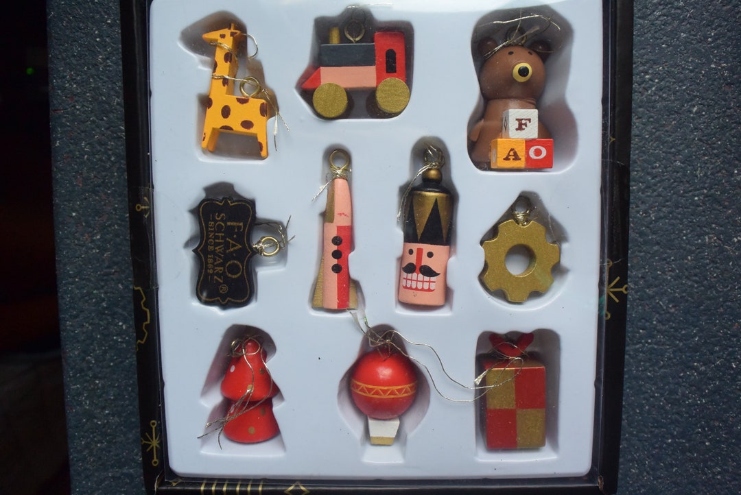 FAO Schwarz Mini Wooden Ornament Set NIP, Vintage 10 Piece Christmas ...