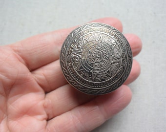 Vintage Taxco Silver Snuff Box Aztec Calendar on Lid, Taxco Mexico 925 Silver Trinket Box Hinged Lid, Mexican Sterling Pill Box Aztec Design