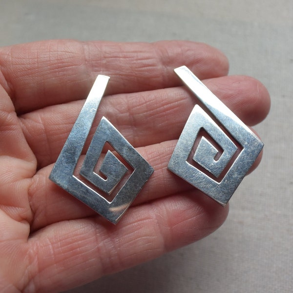 Taxco Sterling Silver Geometric Earrings, Vintage Taxco Mexico 925 Earrings, TA-70 Mexico Silver Post Earrings Unique Design!