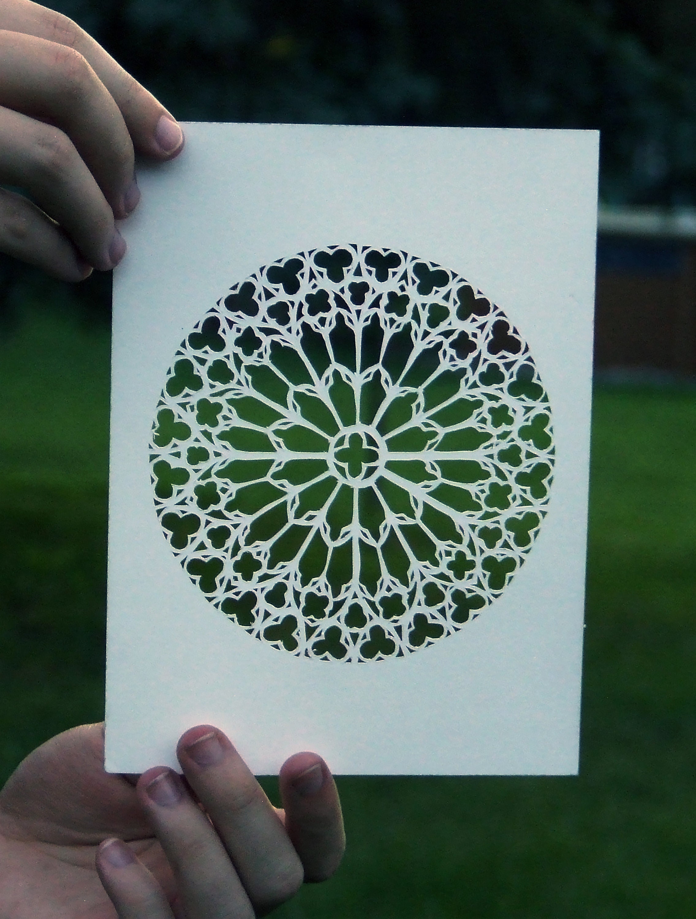Hand-cut Notre Dame Rose Window Papercut Art - 5 x 7, Paper-cut / Paper cut / Paper-cutting