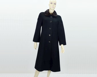elegant 1960s women's COAT wool coat mink collar uk 12 us 10 del mod international