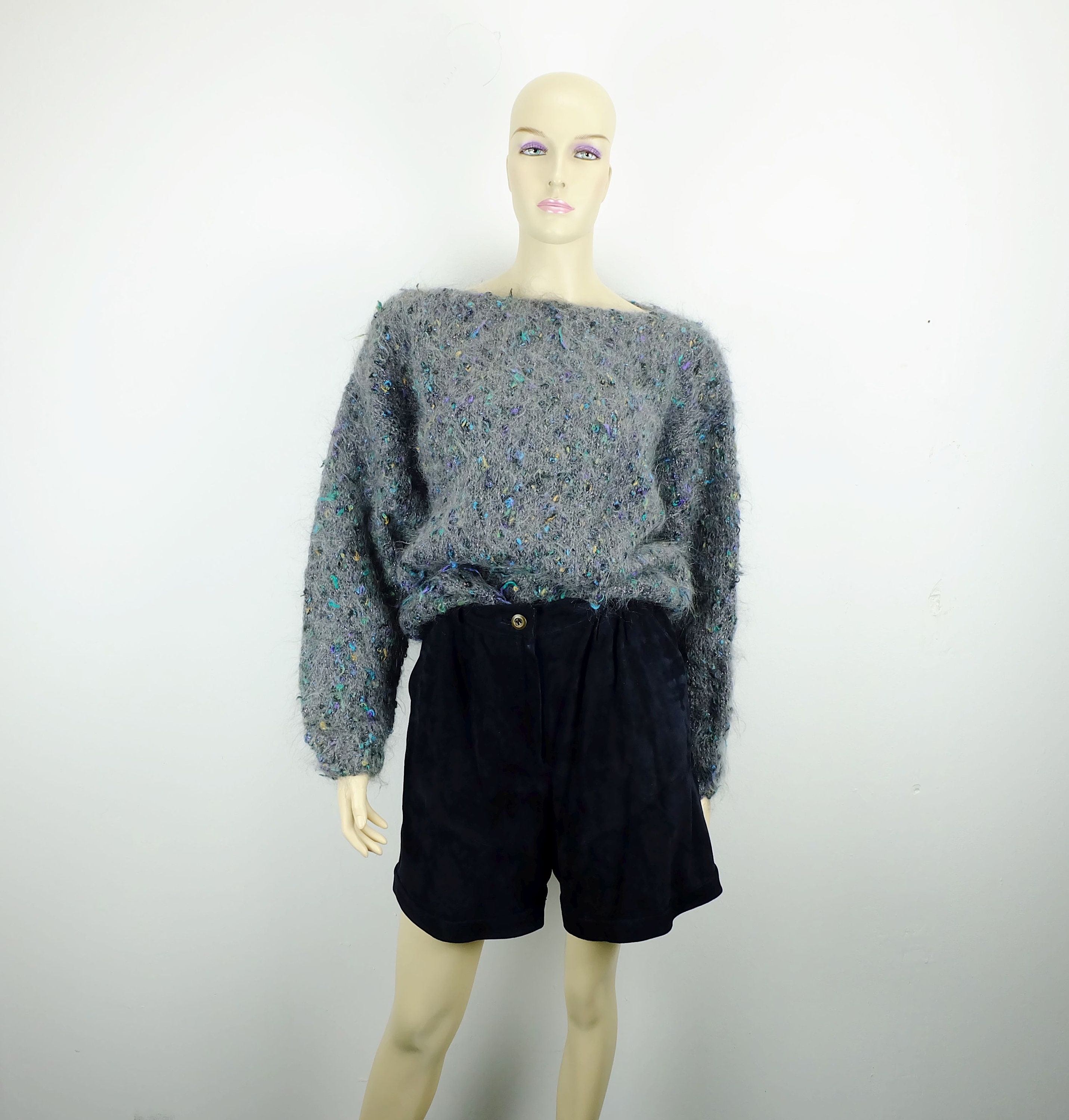 XS 1980s Red Leather Shorts Pleated Button Front Sexy Cuffed Bottoms