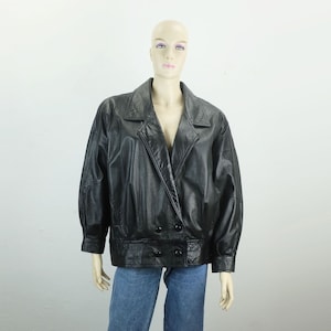 RESERVED for Suzanne G.!! -- 1980s true vintage black LEATHER JACKET oversize cut wide sleeves size M