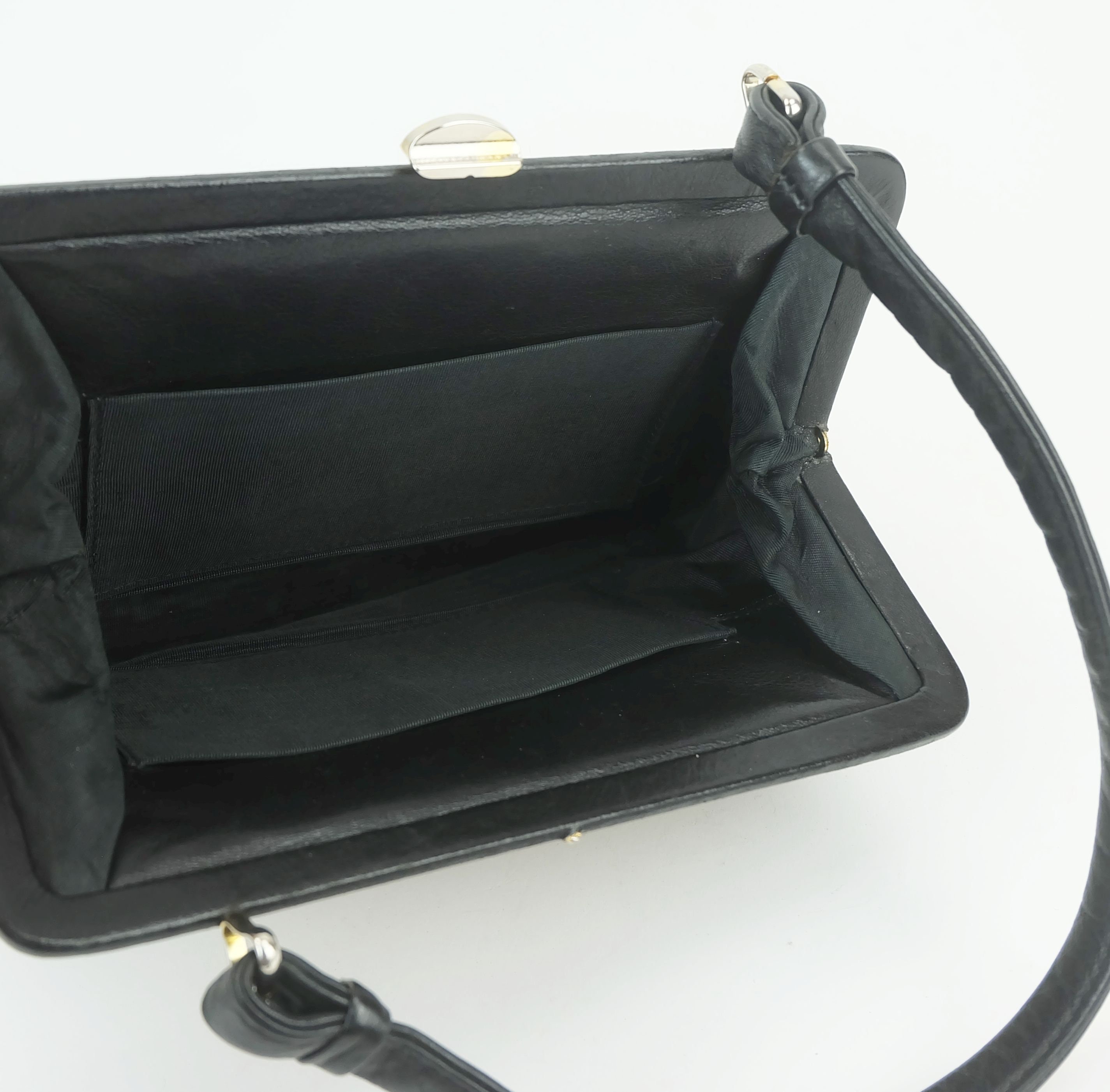 Pochette Brodée Style Tapisserie Vintage - Motif Floral Circa 1950 - Origine France - Occasion Bon État