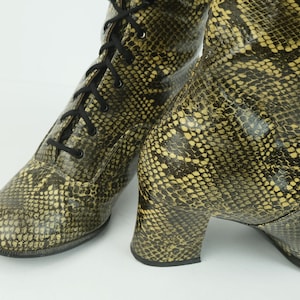 60s 70s true vintage salamander BOOTS lace-up boots snake pattern women's boots mod gogo US 7 UK 4.5 image 6