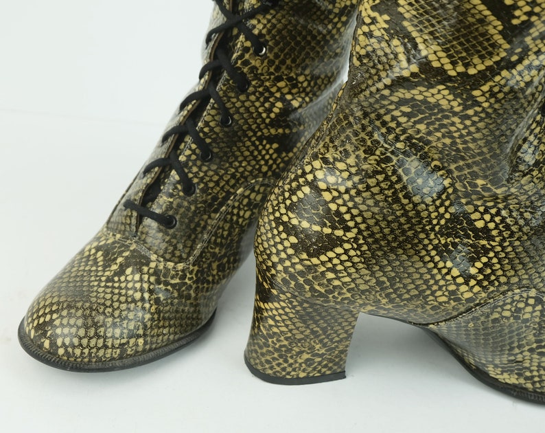 60s 70s true vintage salamander BOOTS lace-up boots snake pattern women's boots mod gogo US 7 UK 4.5 image 6