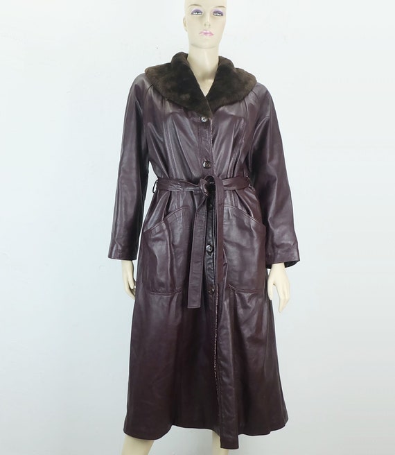 true vintage LEATHER COAT size L aubergine leathe… - image 2