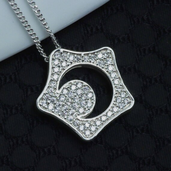 Boys over deals flowers necklace