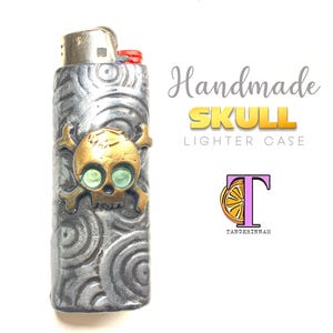 skull Lighter sleeve/ lighter case/skull lighter/handmade lighter cover/  lighter cover/polymer clay lighter case/skull/unique lighter case