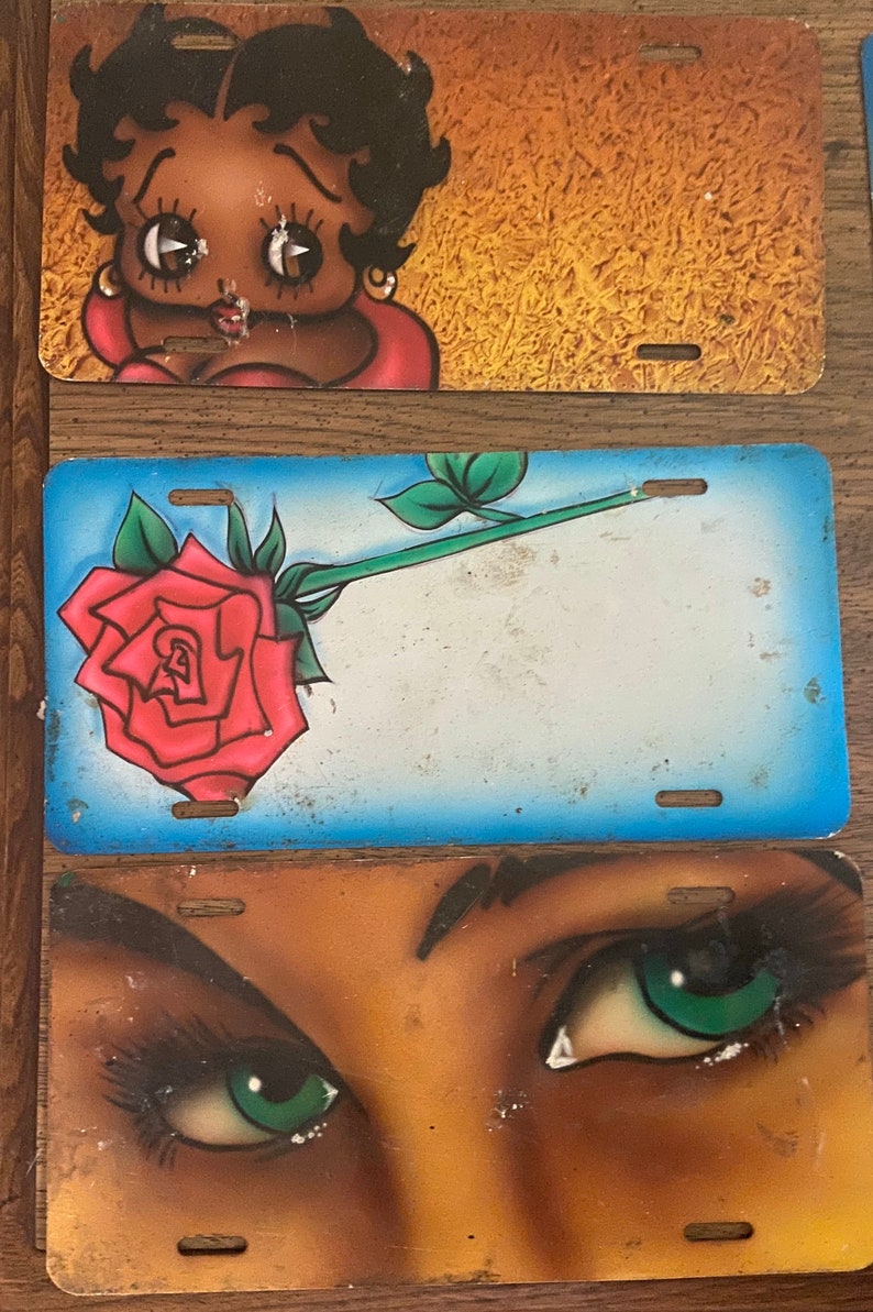 Custom detailed airbrush license plates. These plates can ...