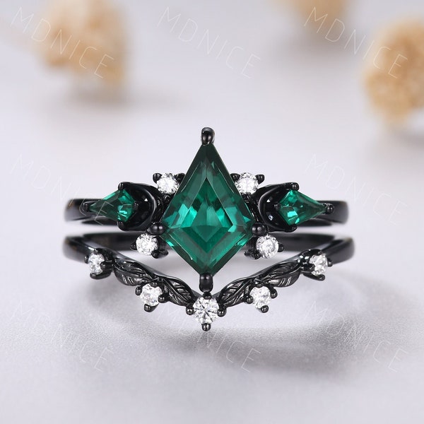 Black Gold Vintage kite emerald engagement ring set, Unique twig leaf moissanite ring kite cut bridal ring set, May Emerald Silver Ring Set