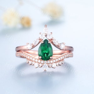 14k Rose Gold Emerald Wedding Set, Pear Emerald Engagement Ring, Unique Curved Stacking Band, Cluster Ring, May Birthstone, Promise Ring