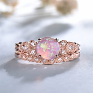 Set di anelli di fidanzamento con opale rosa: gioielli da sposa vintage in oro rosa