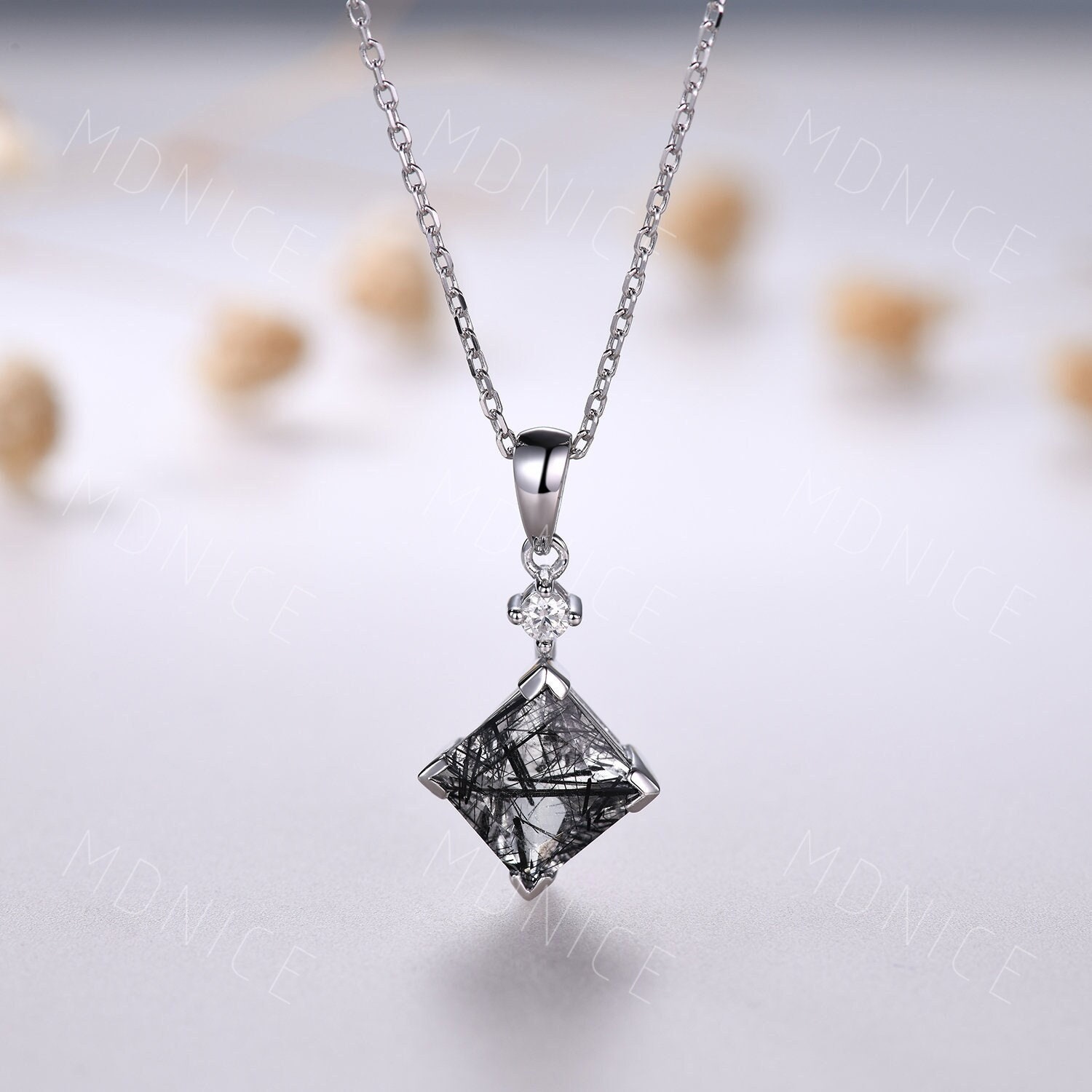 天然ブラックルチルクォーツ プリンセスカットネックレス シルバー 8mm