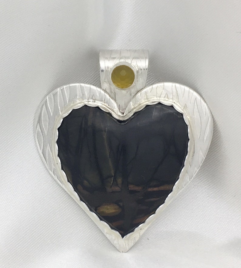 Scenic Picasso Jasper Heart with an Incredible Pattern with Yellow Chalcedony