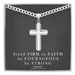 Grand collier croix pour homme en argent sterling avec chaîne gourmette de 5 mm ou 6 mm de large et carte souvenir significative - cadeau prêt à offrir dans une boîte