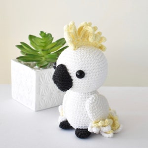 CROCHET PATTERN: Cooper the Cockatoo