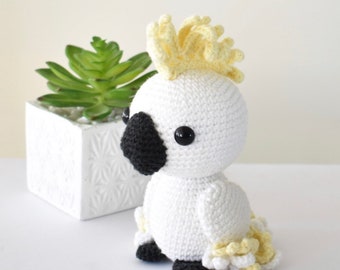 CROCHET PATTERN: Cooper the Cockatoo