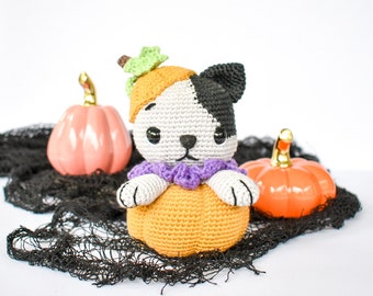 CROCHET PATTERN - Claude the Halloween Kitty