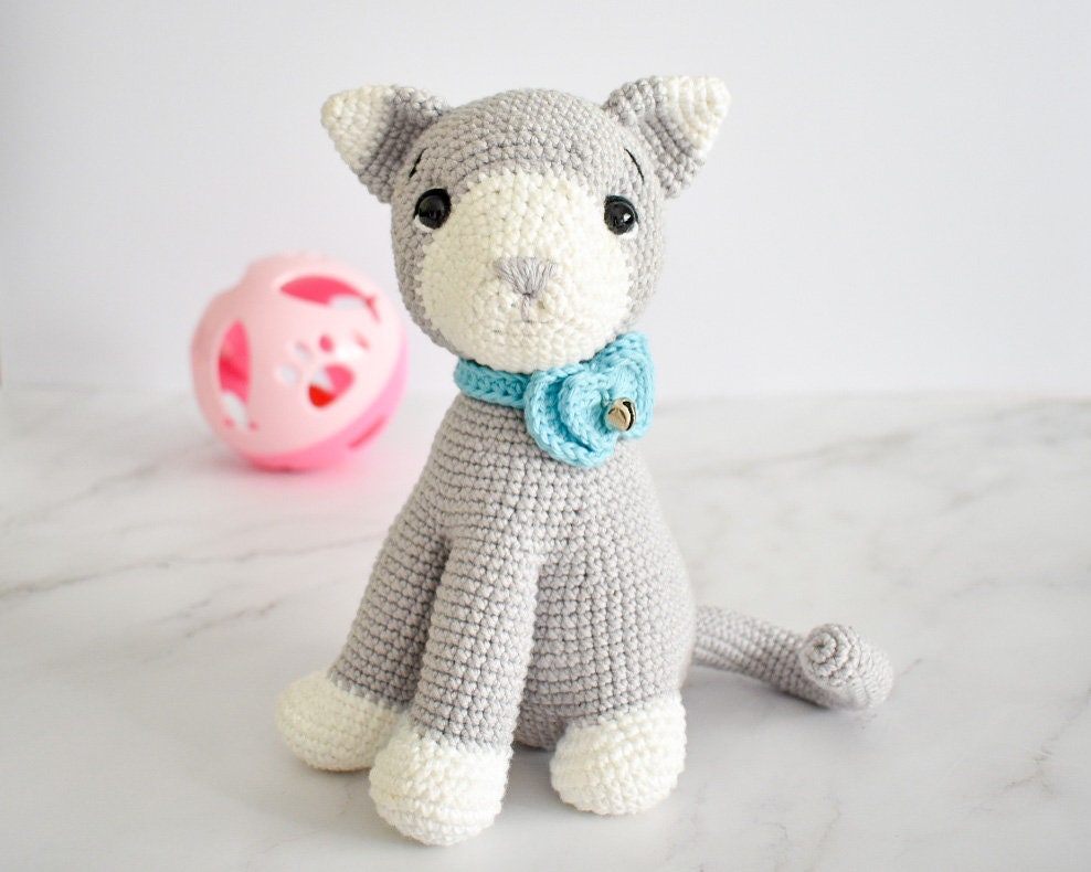 40 Kitty Crochet Patterns: Create Adorable Feline Friends at Home 13 Crochet Pattern Peanut the Kitten
