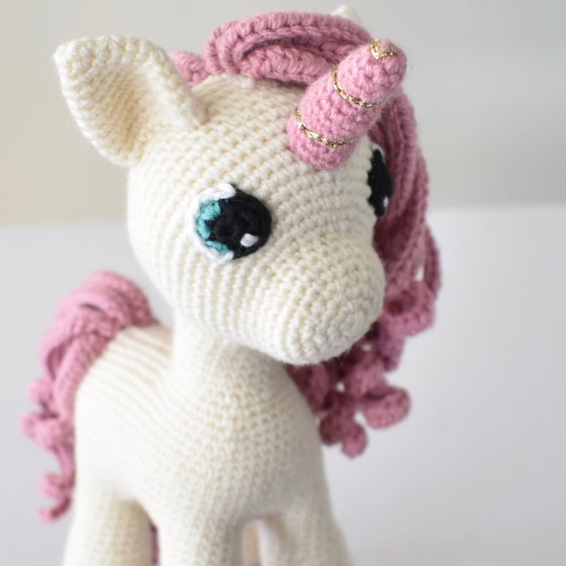 CROCHET PATTERN Stella the Unicorn image 3