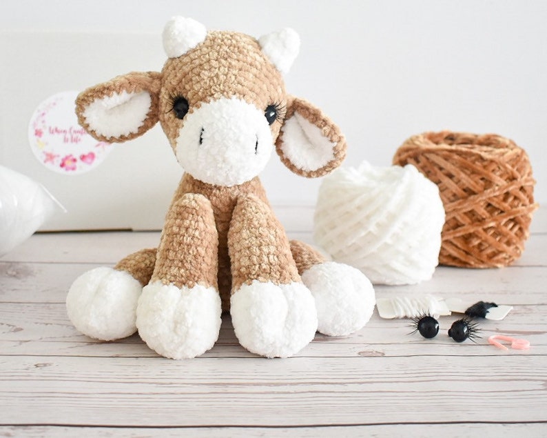 CROCHET KIT Colbie the Cow image 1