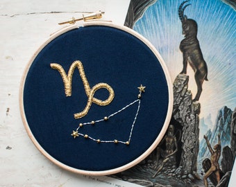 Embroidery hoop with Zodiac Sign and constellation | Capricorn | Gold Thread | Stitch Art | Hoop Art | Astrology | Magic | Stars | Horoscope