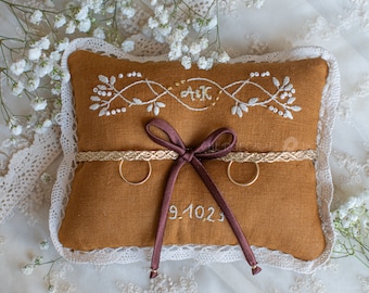 Herbal embroidered wedding ring cushion, Warmer Caramel, Pagan, Handfasting Ceremony, Unique, Linen, Personalized, Wedding Gift, Ring bearer