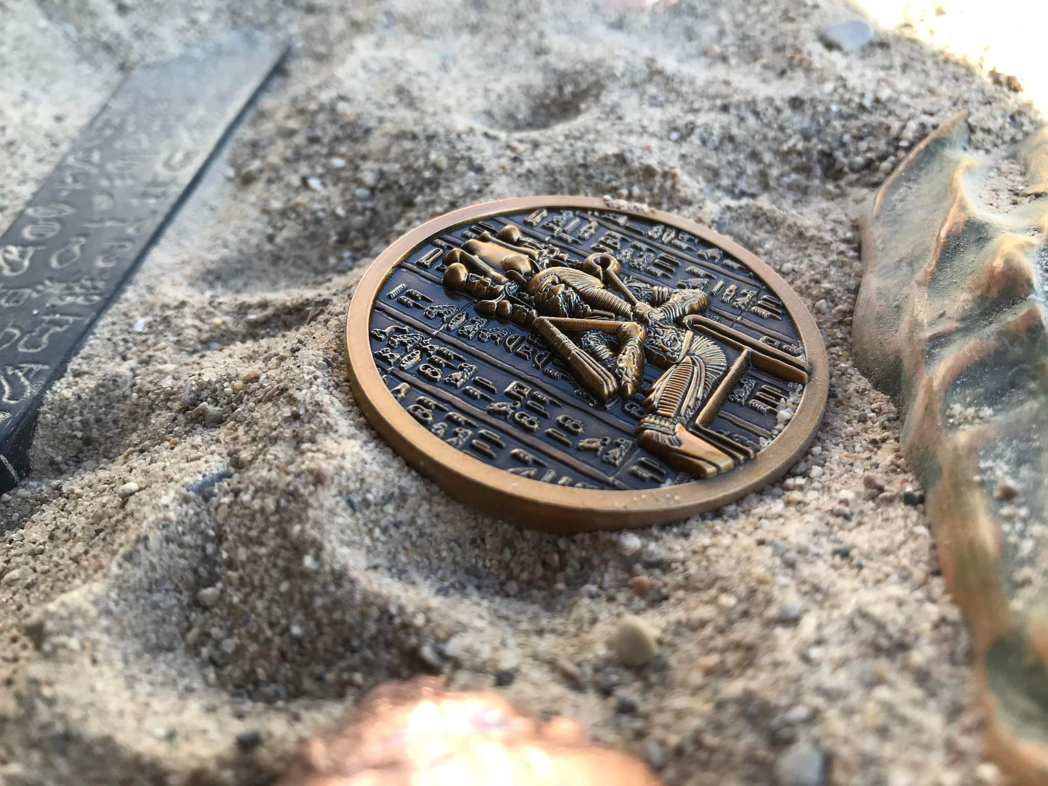 Lovecraft Inspired Shadow Pharaoh Nyarlathotep EDC Coin - Etsy