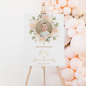 Cartel bienvenida bautizo con foto niña en español, green floral baptism welcome sign template with photo girl, boho welcome board - C144