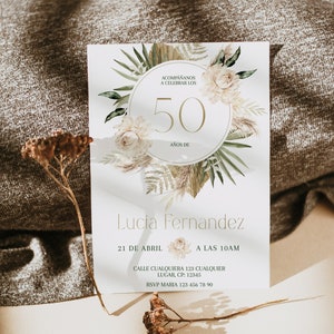 Verde invitación de 50 años en español printable, bohemian all ages adult invitation, una figura en un círculo de hierba de la pampa -C048